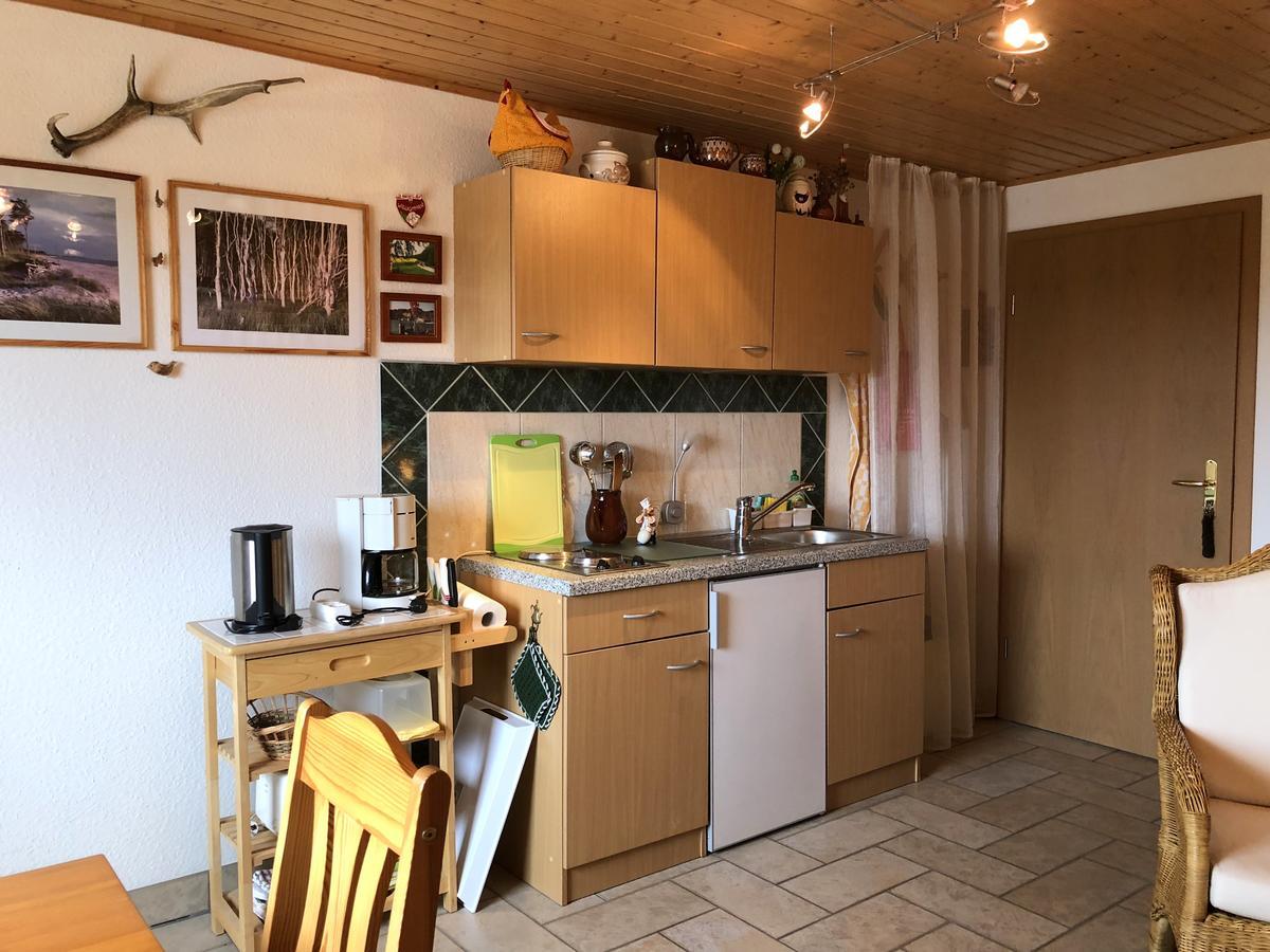 Ferienwohnung Mit Garten วีค ภายนอก รูปภาพ